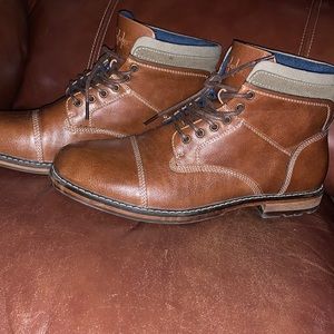 Sz 9 men’s dress boots new